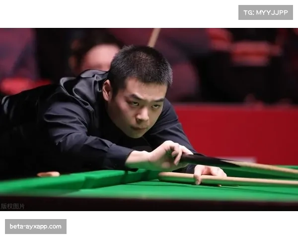 庞俊旭职业生涯首进英锦赛16强 爆冷展现黑马潜质